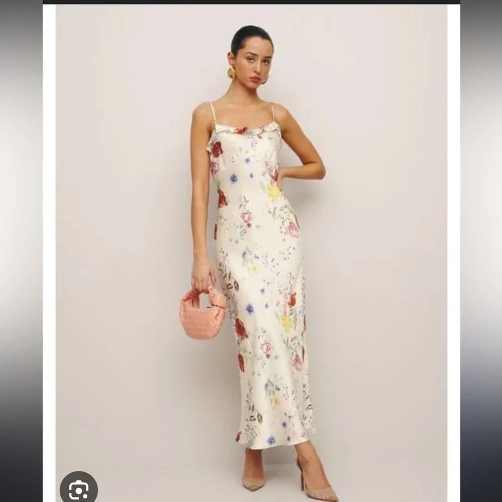 EUC reformation aribella silk dress in natural - Picture 4 of 6